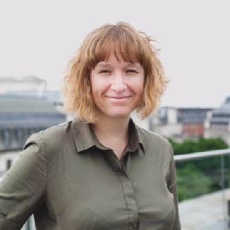 Headshot of Jeni Brown smiling